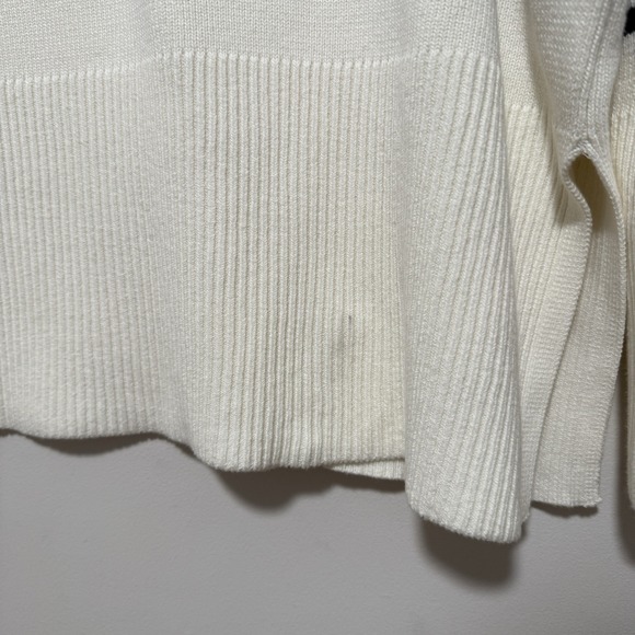 Lake Madeline Sweater in Ivory Black Stripe Size Small - Picture 4 of 9
